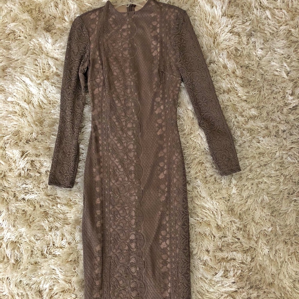 ✅DRESS✅ - Picture 2 of 6